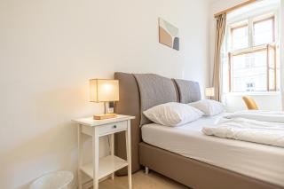 8 Min Walk to Wiener Stadthalle, Stylish 1BR Apt - Vienne - 1
