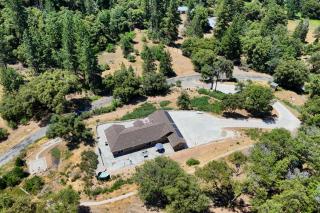 Yosemite Hilltop Gated Villa near Oakhurst, Bass Lake and Mariposa w EVCharger Hottub Grill and Awesome Views! - 5