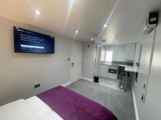 Cozy Studio Flat Romford, London - Romford - 9