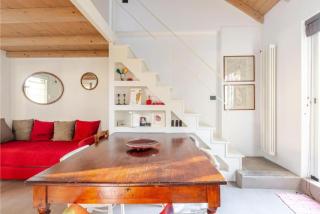 Tiny House on Water Surrounded by Greenery - Milan - 6