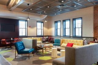 Hilton Garden Inn Burlington Downtown - Burlington - 2