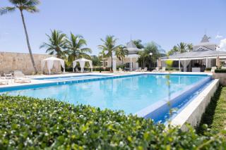 TBR by Mega Stays - 4