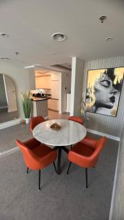 Amazing 1 BR - Downtown Dubai, Canal & Burj views - Dubai - 7