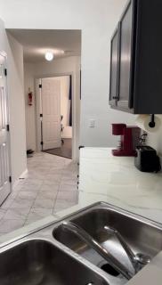 Resort Community 4 Bedroom Family Home, Pool & 15 Min Disney - Kissimmee - 6
