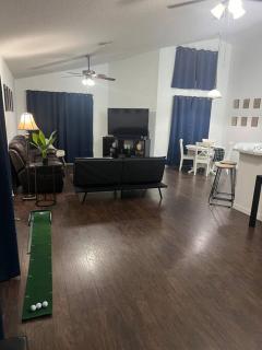 Resort Community 4 Bedroom Family Home, Pool & 15 Min Disney - Kissimmee - 7