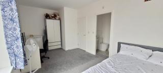 Stretford Townhouse Bedroom - 8