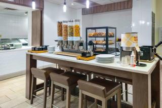 Hilton Garden Inn Roanoke Rapids - Roanoke Rapids - 1