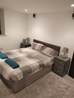 Lovely 1 bedroom apartment with free parking & gym - Kirkburton - 9
