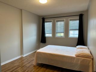 Charming 3-bedroom house with Wi-Fi in Toronto - Toronto - 7