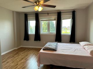 Charming 3-bedroom house with Wi-Fi in Toronto - Toronto - 4