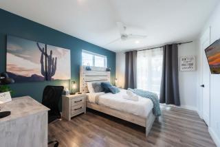 Family Retreat By Old Town with POOL - Phoenix - 5