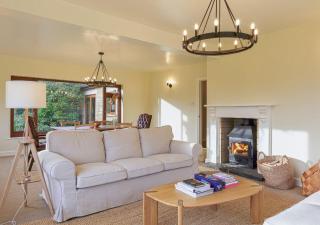 Charming 3BD Cotswolds Family Retreat - Bourton-on-the-Water - 7