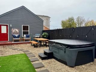 Classic Louisville Home with Contemporary Upgrades - Louisville - 6
