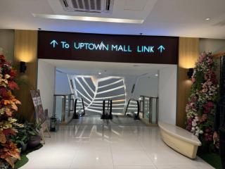 Comfy 1BR At Uptown BGC - Manila - 7