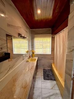 VILLA NAPOLI - Santa Ana - 9