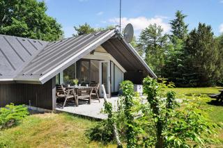 Charming Cottage With Covered Terrace And Peaceful Nature Setting - 8