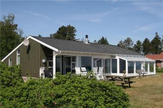 Awesome Home In Ebeltoft With 3 Bedrooms, Sauna And Internet - 0