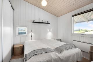 Newly Renovated Holiday Home Near Ebeltoft With Swing Set - 1