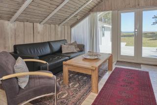 Old Cozy Cottage With Sea View And Close To A Nice Beach - 3