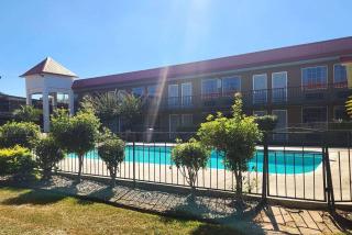 Days Inn by Wyndham Leesville - Leesville - 5