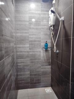 Eshue Designer Suites @ Simfoni Towers - 3