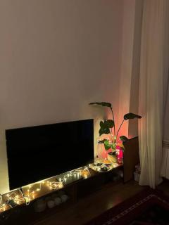 Cozy & Quiet Apartment in Baku - 7