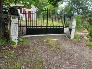 maison volet rouge - Devay - 3