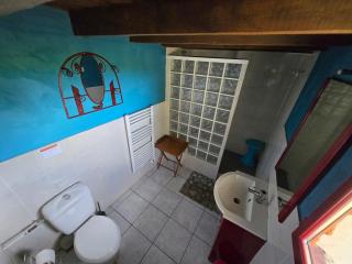 maison volet rouge - 1
