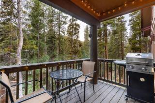 8766 Trappers Crossing townhouse - 9