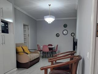 Newly Renovated Modern 2 Bed Apt Near Gur-e-Amir - 8