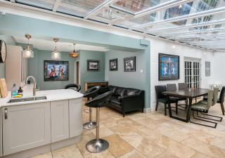 Lodge Farm - Stunning 3 Bed with Large Garden! - Beckley - 6