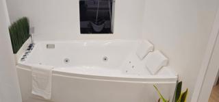Palmhouse salerno con jacuzzi - Salerno - 2
