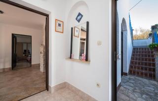 1 Bedroom Cozy Apartment In Liznjan - Ližnjan - 2
