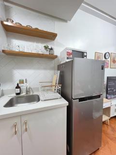 Minimalist Scandinavian 1BR Condo Unit in Quezon City with Parking - 2