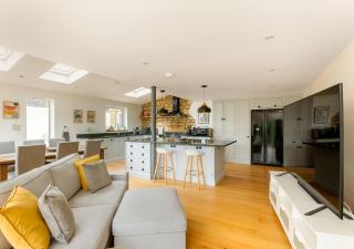 Spacious 3 Bed House with Large Garden in Aynho! - Aynho - 0