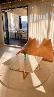 3min from Metro - Lodging with roof terrace - Convenient transport - CVS downstairs - Hot places nearby - 6