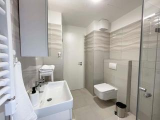 Brand new Danube studio w balcony and free parking - Budapest - 2