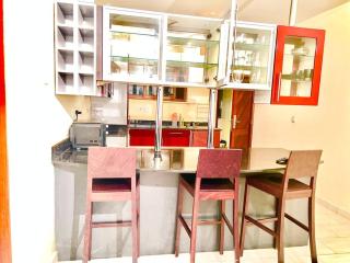 BeachFront 2 bedroom Apartment with WiFi&Netflix - Ukunda - 4