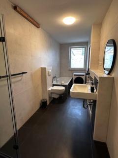 4 Zimmer Apartment, Parkplatz & Garten, Nah A10, Berlin - 8