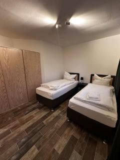 4 Zimmer Apartment, Parkplatz & Garten, Nah A10, Berlin - 4