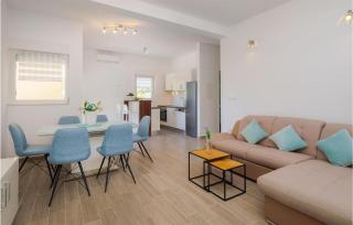 5 Bedroom Stunning Home In Zatoglav - Ražanj - 4