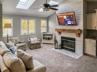 New! Kelleys Island Condo - 9