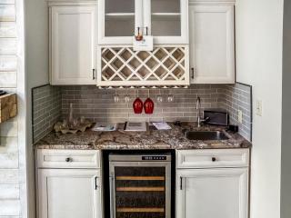 New! Kelleys Island Condo - 7