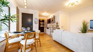 NaturOase, Moderne Architektur - Arbeitsplatz - Terrasse - Parkplatz - Waschmaschine - Vöhringen - 8