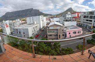 CBD Loft with Mountain View, Balcony, Aircon, Parking - Città del Capo - 3