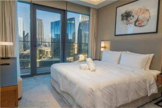 Family 3BR Flat Free Parking, Gym, Pool & Burj Views - Dubai - 6