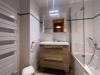 Appartement cosy, proche commerces et pistes, ideal skieurs, 1 ch, non-fumeur - FR-1-355-247 - Les Allues - 4