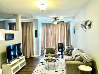 Beautiful Uptown Adventure Apartment - Charlotte - 0