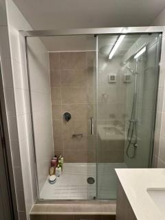 Dpto excelente ubicación - 1