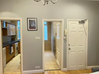 Beautiful studio Apartment in central London - 8